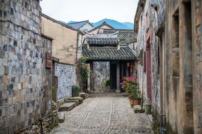 发现白内障，怎么办？